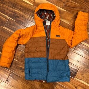 Kid's Reversible Down Sweater Hoody, Size XL (14), Orange blue and brown.